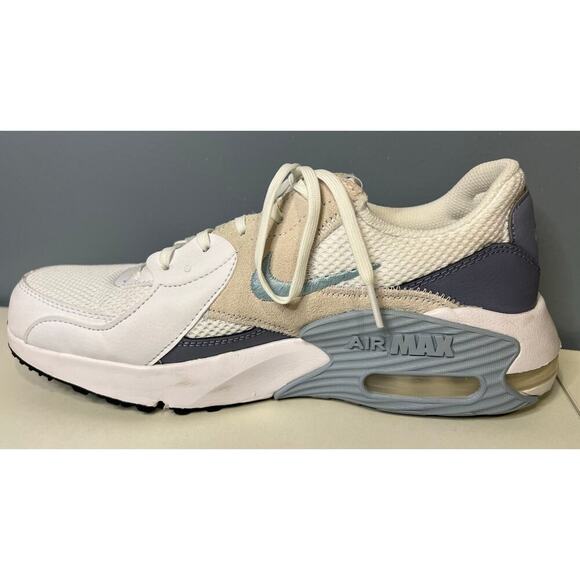 EUC Nike Air Max Excee Sneakers - Picture 7 of 12